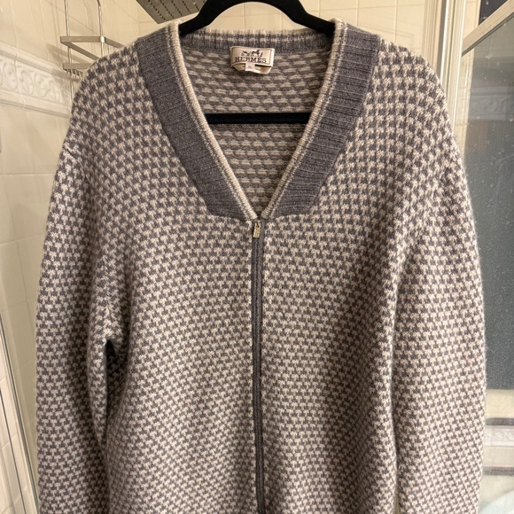 Hermes 100% Cashmere Grey and Cream Zip Up Cardigan, Size XL - Picture 1 of 7